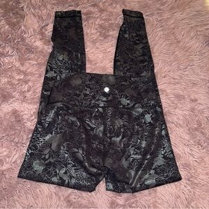 LULULEMON Floral Black Leggings